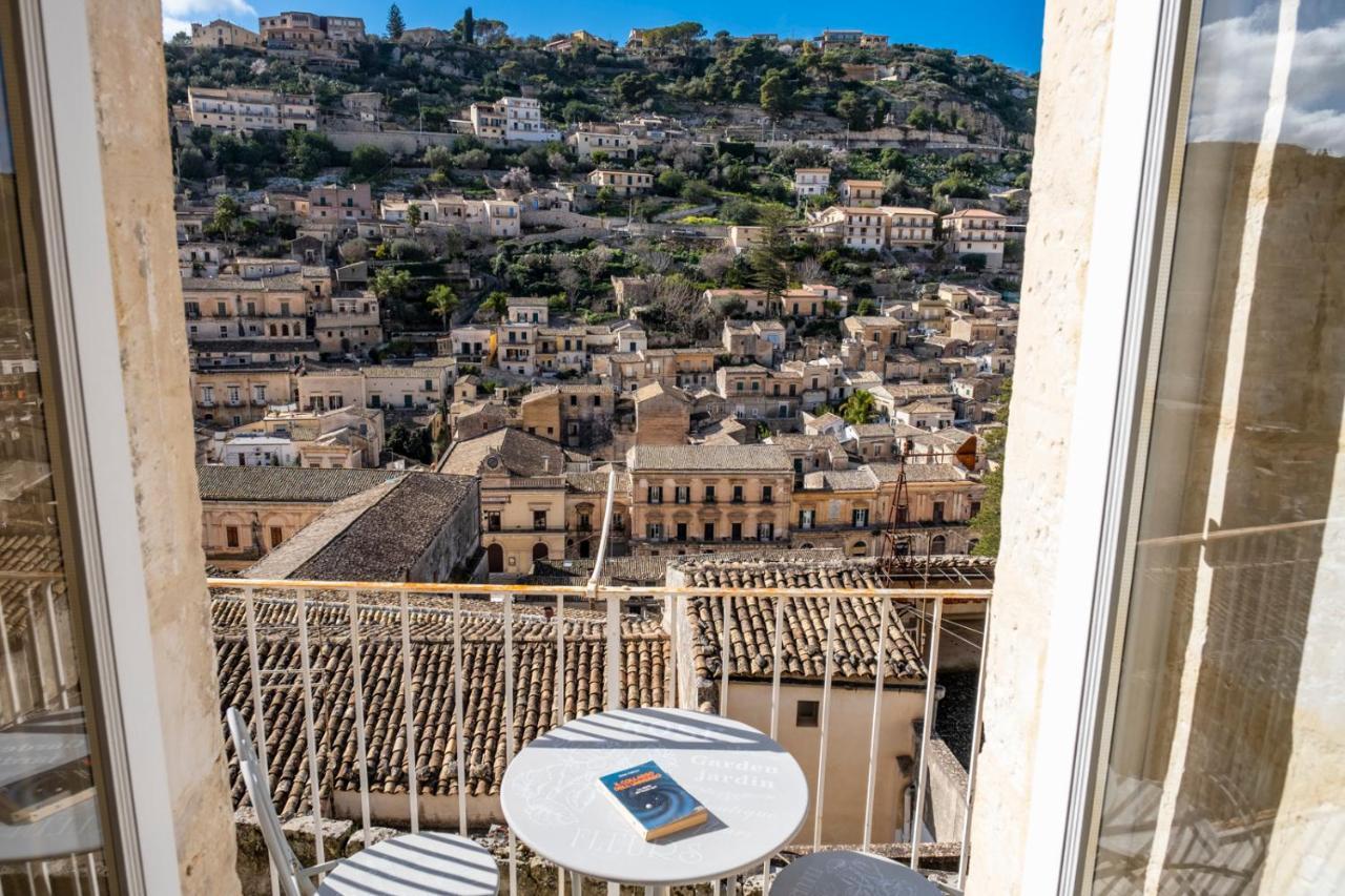 Luxury House Le Nuvole Appartement Modica Buitenkant foto